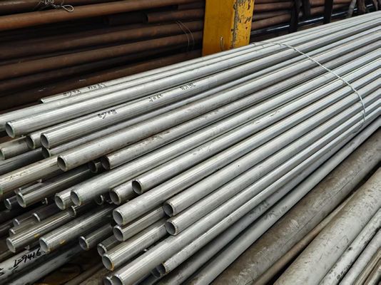 ASTM A192 Czarne - malowane wysokociśnieniowe bezszwowe rurki kotłowe do zastosowań przemysłowych
