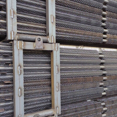 Wysokiej jakości rurka spiralna z płetwami kotłowymi ze stali węglowej z wydajnym rozpraszaniem ciepła i dostosowanymi specyfikacjami