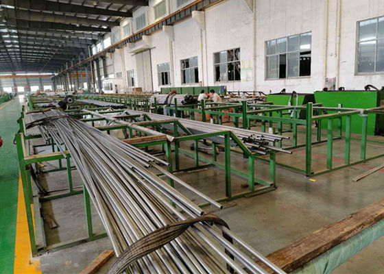 Astm A213 Bezszwowa rura ze stali nierdzewnej / Bezszwowa rura ze stali nierdzewnej 38,1 mm - 101,6 mm