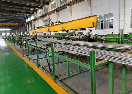 Rury bez szwu Ss Hot Finish Astm A269 Astm A312 A312m Astm A511 A511m Petrochemiczne