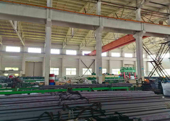 Rury bez szwu Ss Hot Finish Astm A269 Astm A312 A312m Astm A511 A511m Petrochemiczne